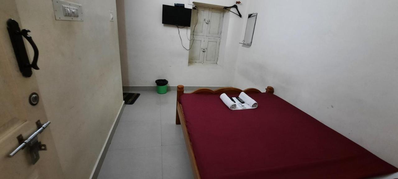 MR Residency Hotel Madurai Exterior foto
