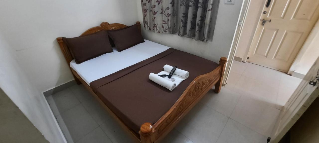 MR Residency Hotel Madurai Exterior foto