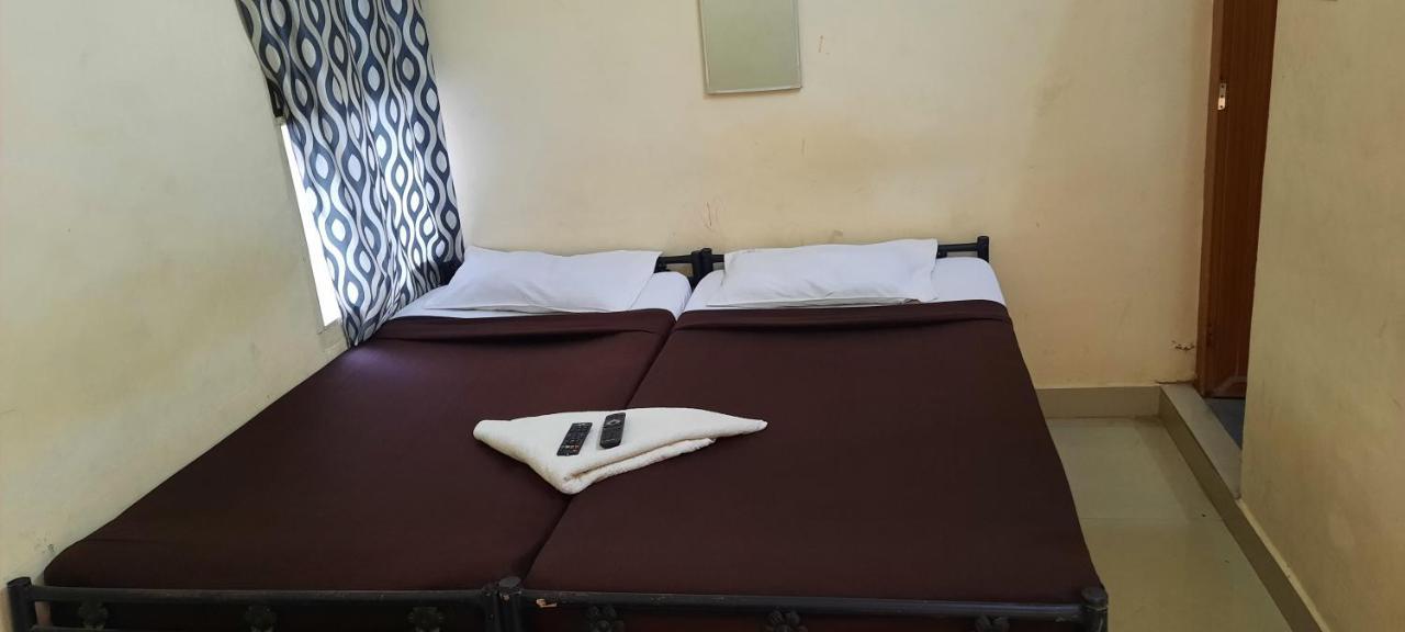 MR Residency Hotel Madurai Exterior foto