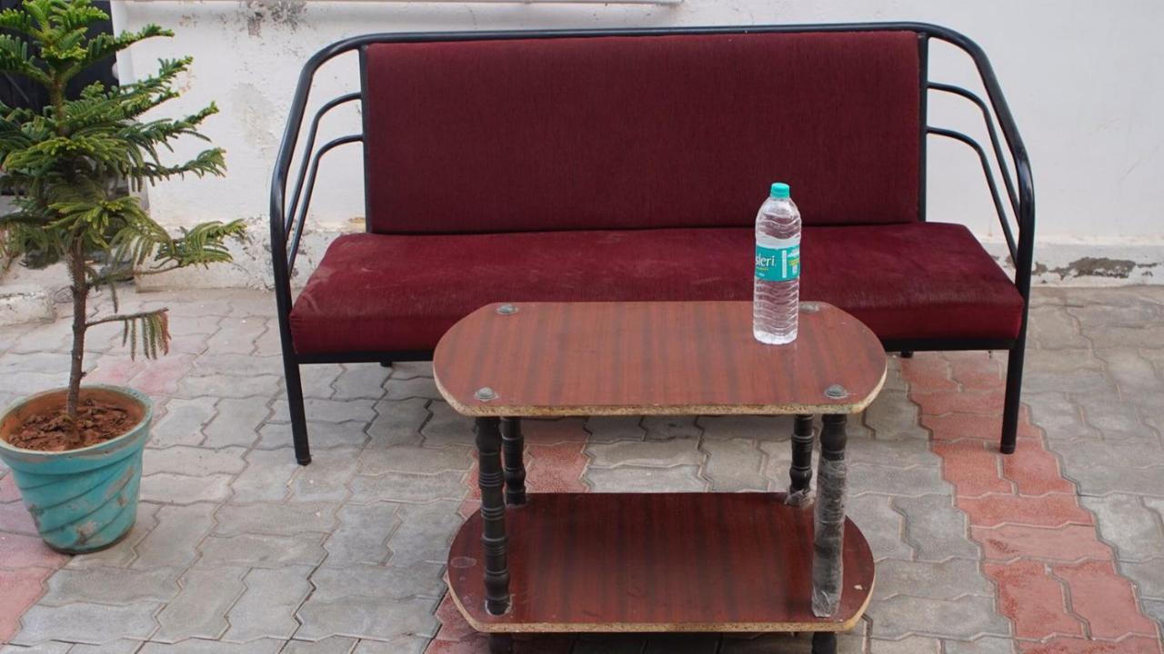 MR Residency Hotel Madurai Exterior foto