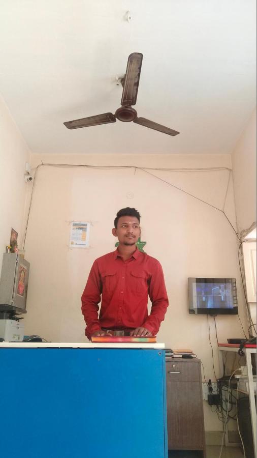 MR Residency Hotel Madurai Exterior foto